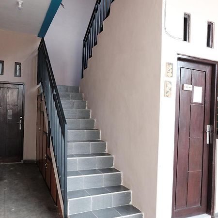 Rumah Marianne Sorong Exterior photo