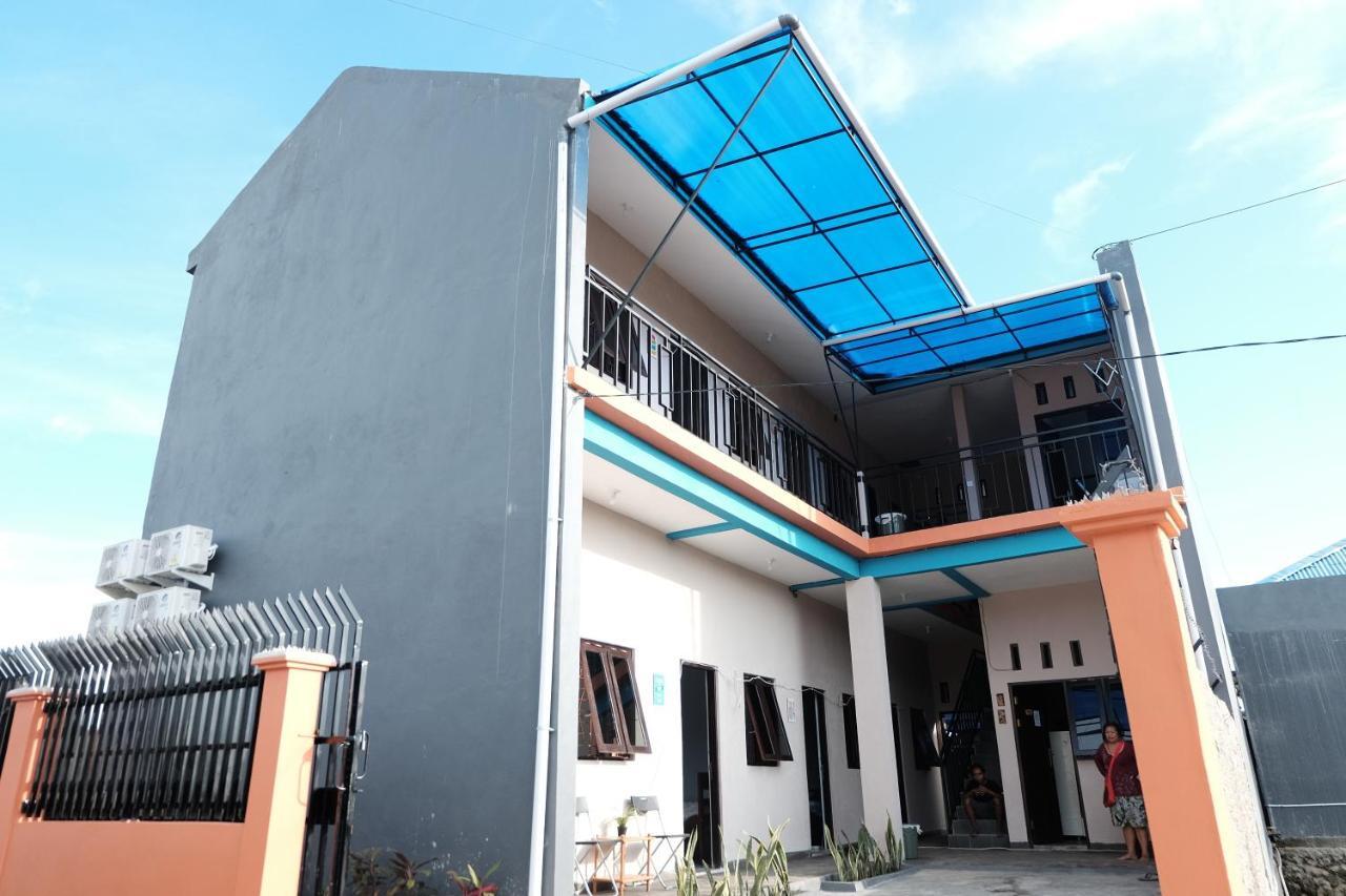 Rumah Marianne Sorong Exterior photo
